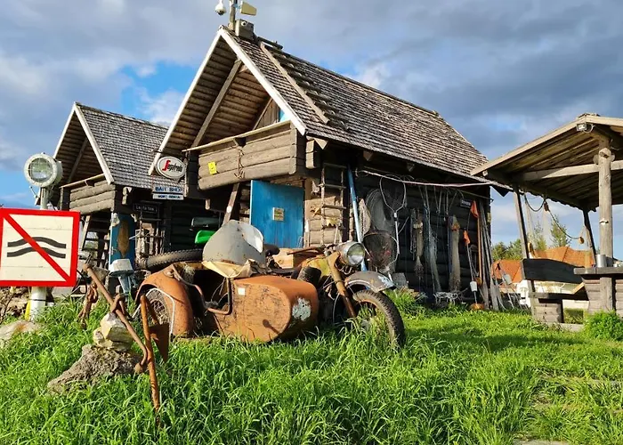 Kalurikula Fishing Village * Parnu