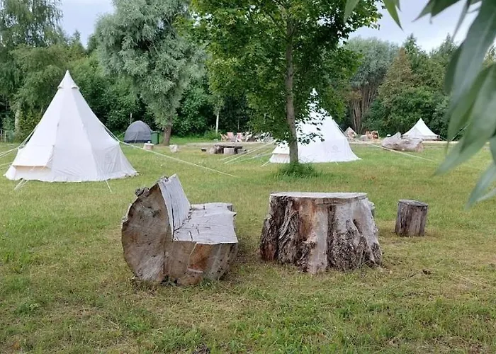 Kalurikula Fishing Village Hotell *