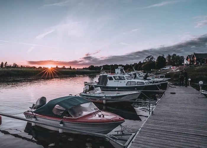 Kalurikula Fishing Village Hotell